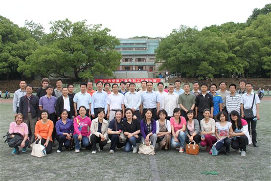说明: F:\足球欧洲杯视频\201305教职工拔河赛\IMG_8367.JPG
